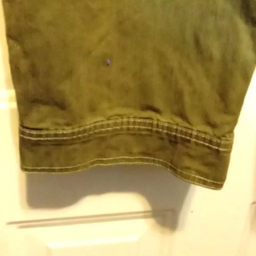 Gloria Vanderbilt Green Capri's‎  Women's Size 14